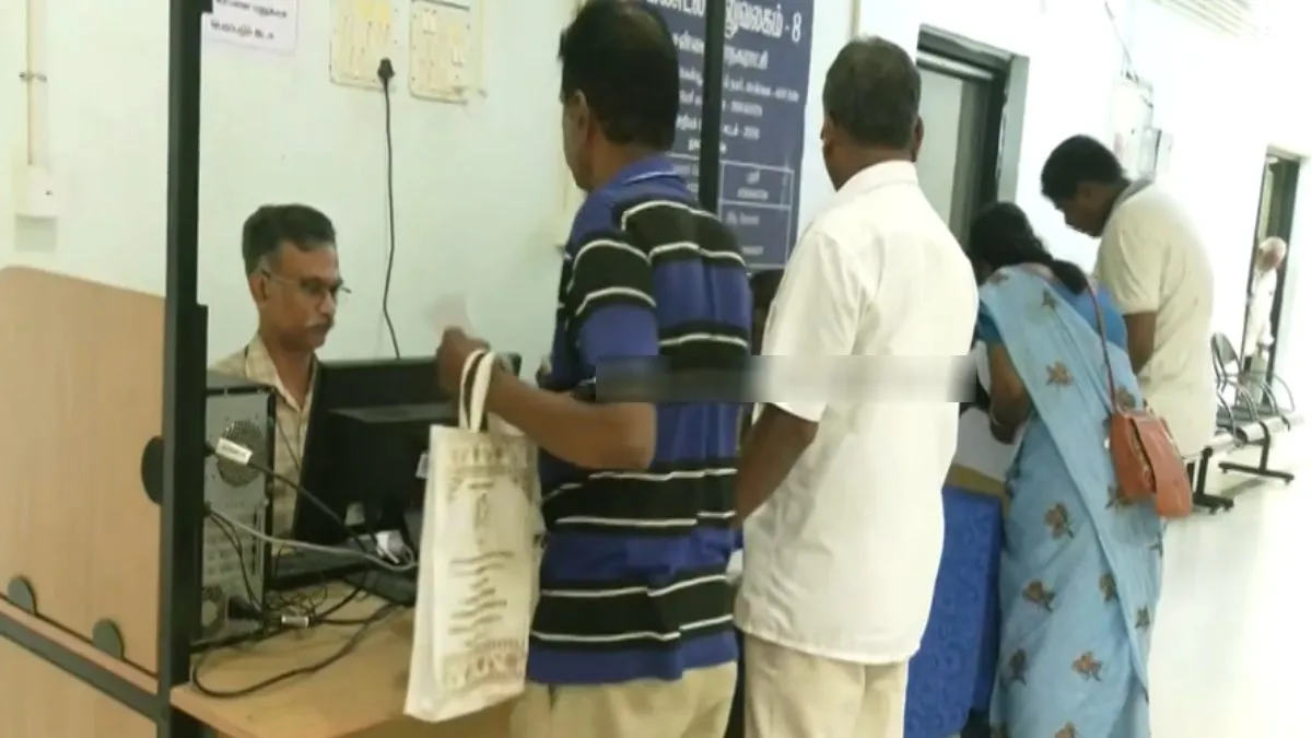 சொத்து வரி எப்படி கூடிச்சு? சிறப்பு முகாம்களில் சென்னை மாநகராட்சி அதிகாரிகளுடன் மக்கள் வாக்குவாதம்