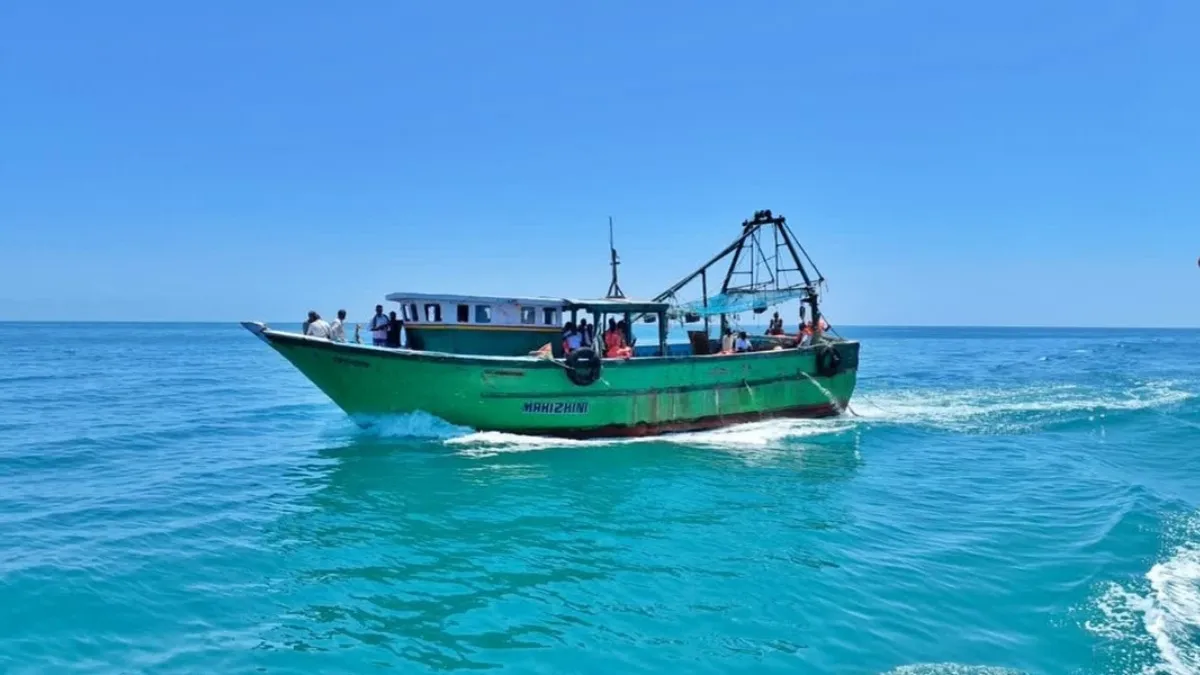 9 ராமேஸ்வரம் மீனவர்கள் கைது.. நடுக்கடலில் அத்துமீறிய இலங்கை கடற்படை.. என்ன நடந்தது?