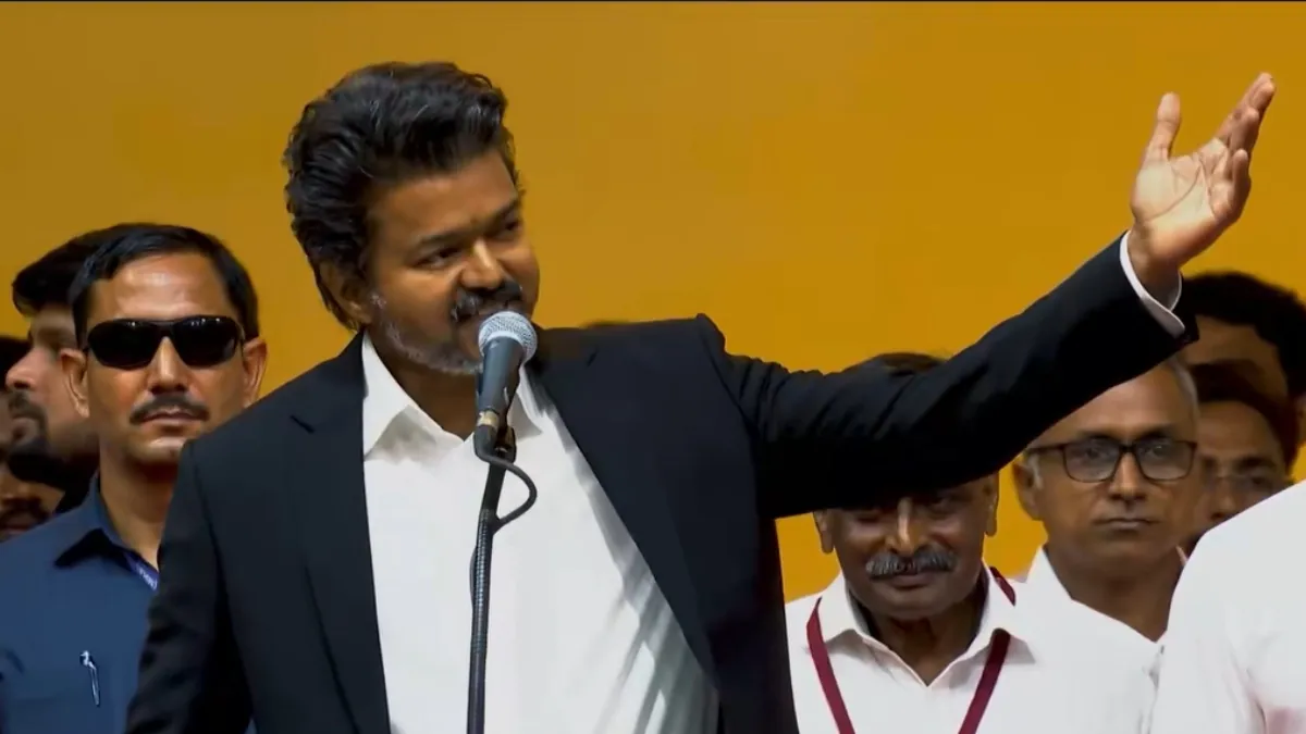 ”சி.ஜோசப் விஜய் எனும் நான்” 100 நாள் ஆட்சி.. ஒரு யுகத்திற்கான மக்களின் மனசாட்சி! சிறப்பு வீடியோ!