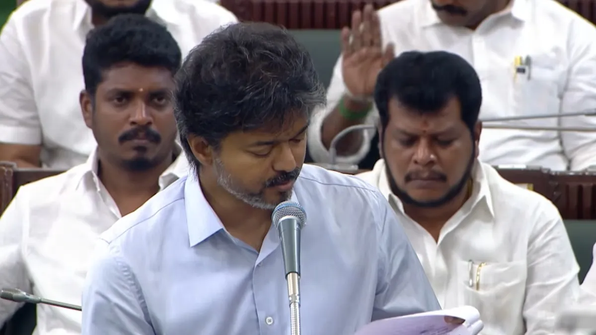 Vijay Apology: அமைச்சருக்காக நான் ஸாரி கேட்டுக் கொள்கிறேன்! திமுகவிடம் மன்னிப்பு கேட்ட விஜய்!