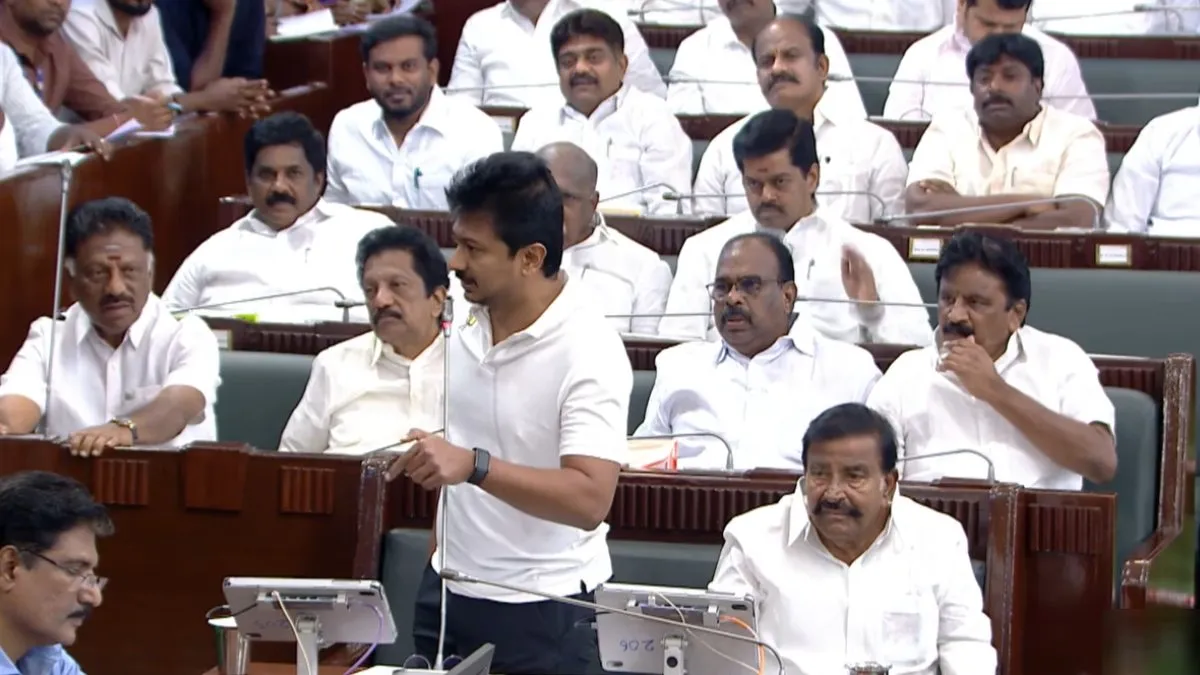 "ஃபைல்களை திறக்க ஜோசியக்காரர் சொல்ல வேண்டுமா".. உதயநிதி ஸ்டாலின் விமர்சனம்