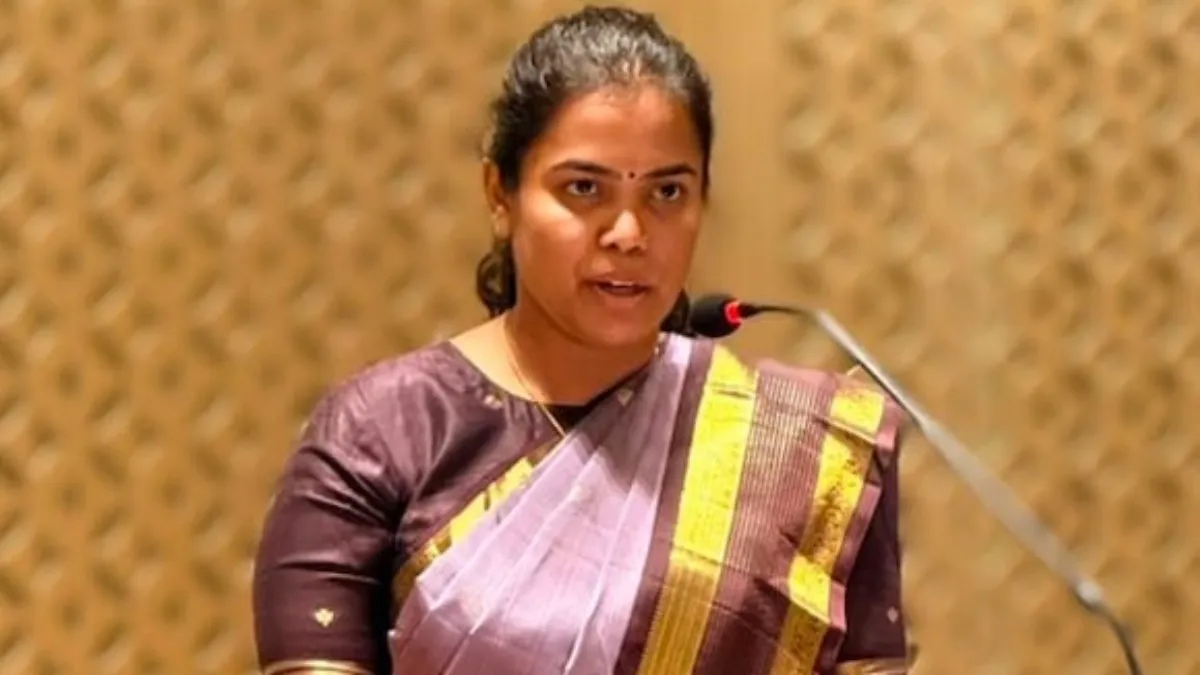 ஏதே மதுரை சின்னப்பிள்ளை ஓ-ரிங் கருவி கண்டுபிடித்தாரா? சட்டசபையில் கீர்த்தனா உளறல்