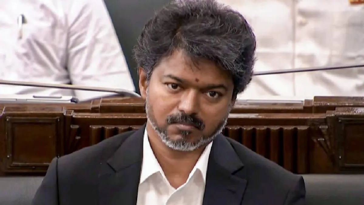 20 IN.. 37 OUT.. முதல்வர் விஜய் இன்று நடத்தும் கூட்டத்தில் 20 எம்.பிக்கள் மட்டுமே பங்கேற்க சான்ஸ்!