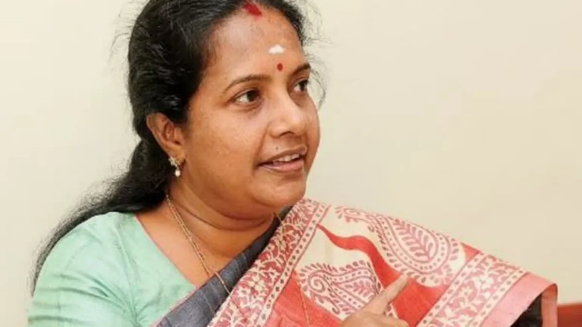 டெல்லி செல்லும் வானதி சீனிவாசன்.. தமிழக பாஜக தலைவர் பொறுப்பில் மாற்றமா? முனுமுனுக்கும் கமலாலயம்!