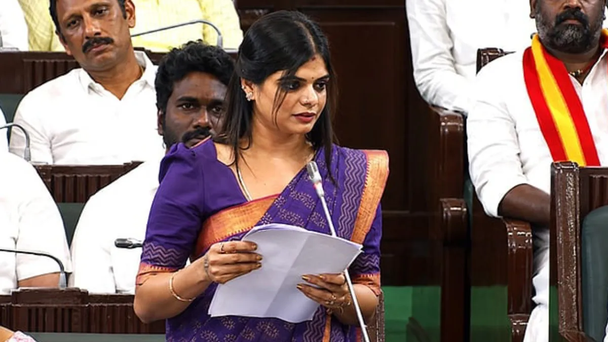 பீஸ்ட்.. அழகிய தமிழ் மகன், வேட்டைக்காரன்.. விஜய் பட டைட்டில்களை வைத்து பேசிய தவெக MLA கனிமொழி!