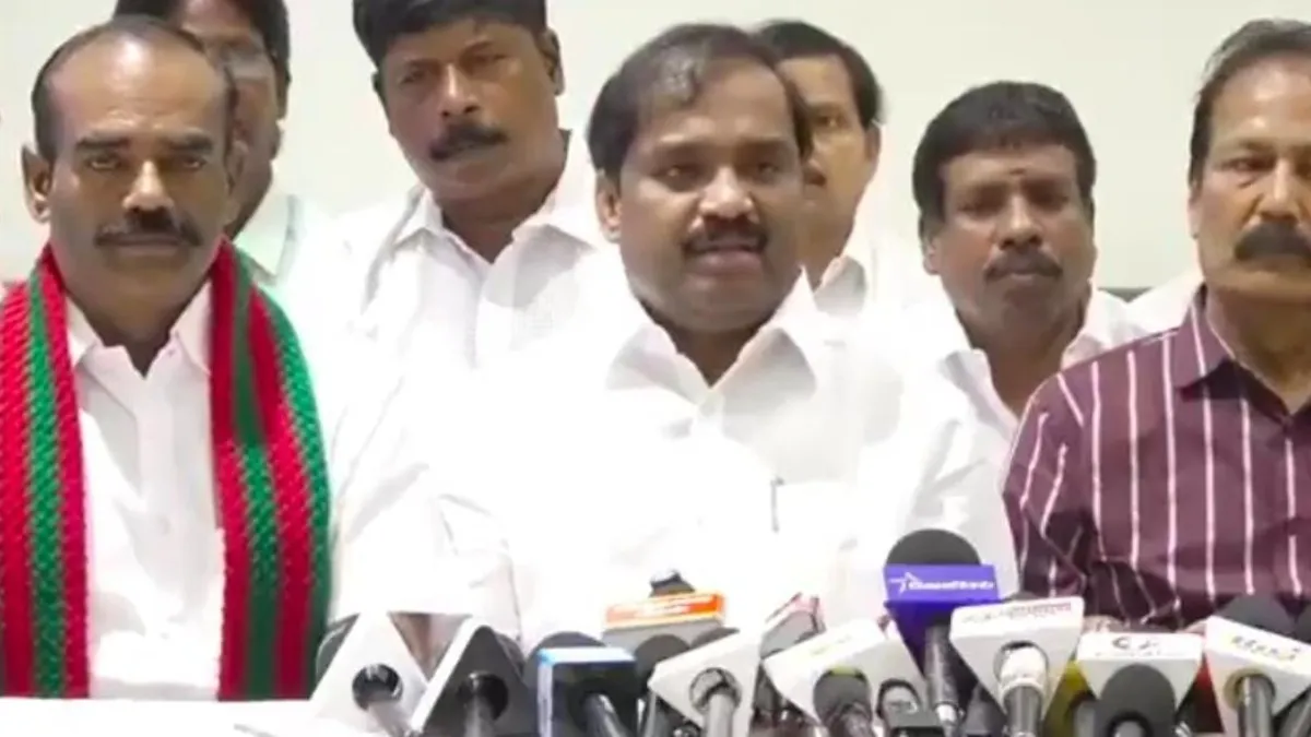3 தமிழர்களை இனவெறியில் கொன்றுவிட்டார்கள்.. கர்நாடகா எல்லைகளில் வாகன மறியலுக்கு தயாரான வேல்முருகன்