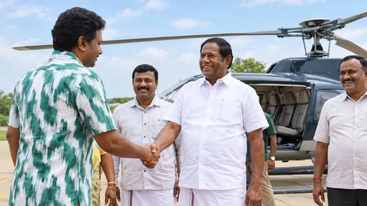 பிறந்த நாள் பரிசாக தந்தைக்கு ரூ.40 கோடியில் ஹெலிகாப்டர் வாங்கி கொடுத்த திமுக எம்எல்ஏ! பின்னணி