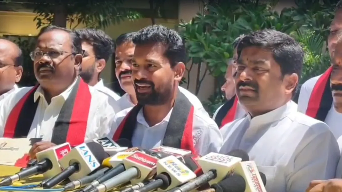 திமுகவில் இணைந்தார் திருப்பூர் கம்யூனிஸ்ட் எம்பி சுப்பராயனின் மகன் பாரதி!
