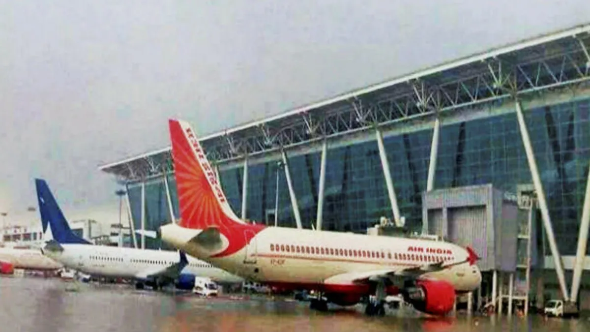 சென்னையில் இருந்து இன்று விமானத்தில் போக முடியாது.. டிக்கெட் விலையை பாருங்க.. தலைசுற்றுதே