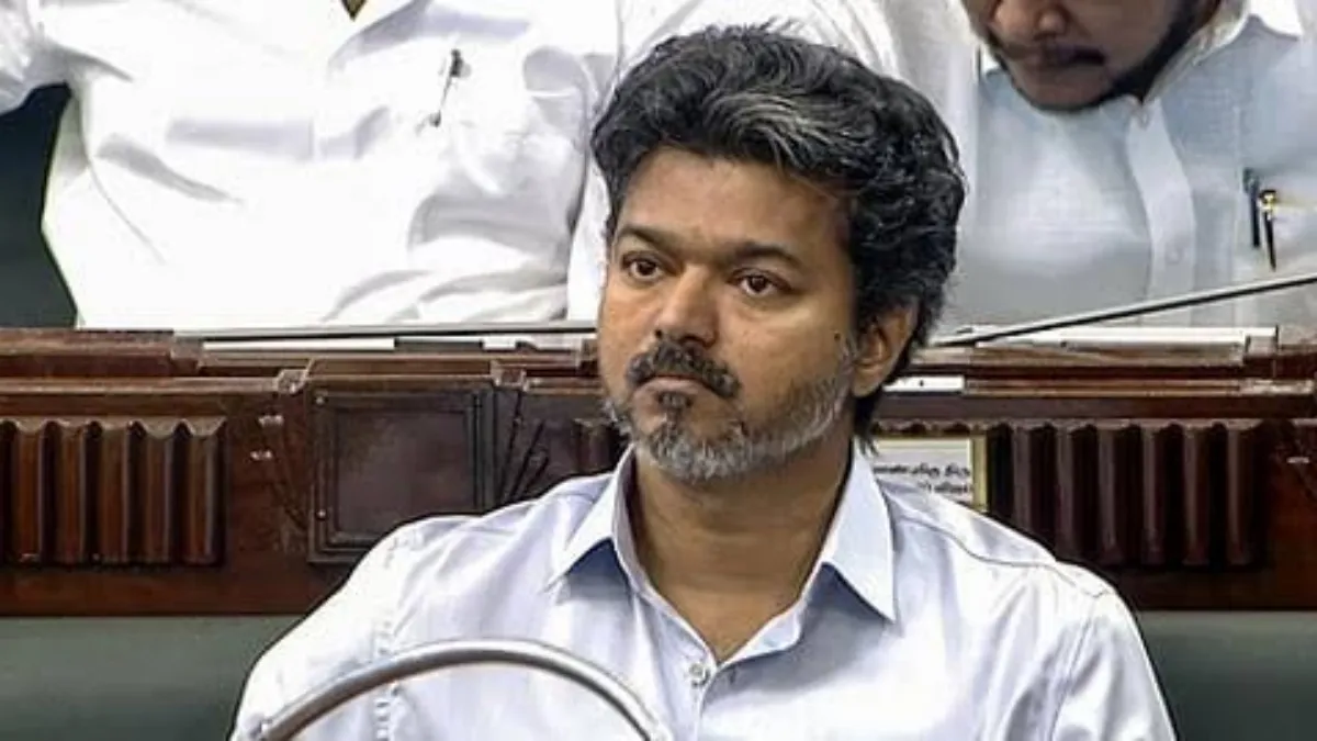 அரசியலில் குதிக்க பிரபல நடிகை பலே பிளான்: பிரபல தேர்தல் வியூக வகுப்பாளரை களமிறக்கி புதிய அதிரடி!