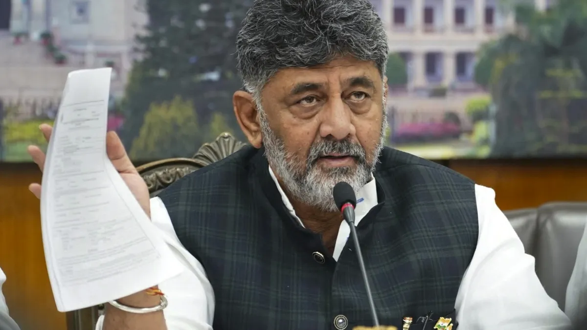 கர்நாடகாவில் கவிழும் காங்கிரஸ் அரசு? உடையும் சிவக்குமார் அரசு? 25 பேரை பிளான் போட்டு தூக்கும் பாஜக