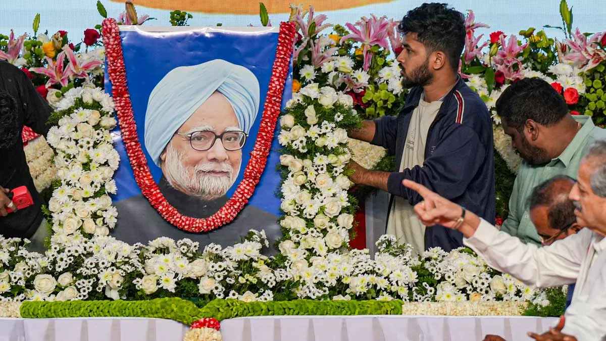 ఆర్దిక సంస్కర్త మన్మోహన్ ఆస్తులు, అప్పుల లెక్కలు..!!