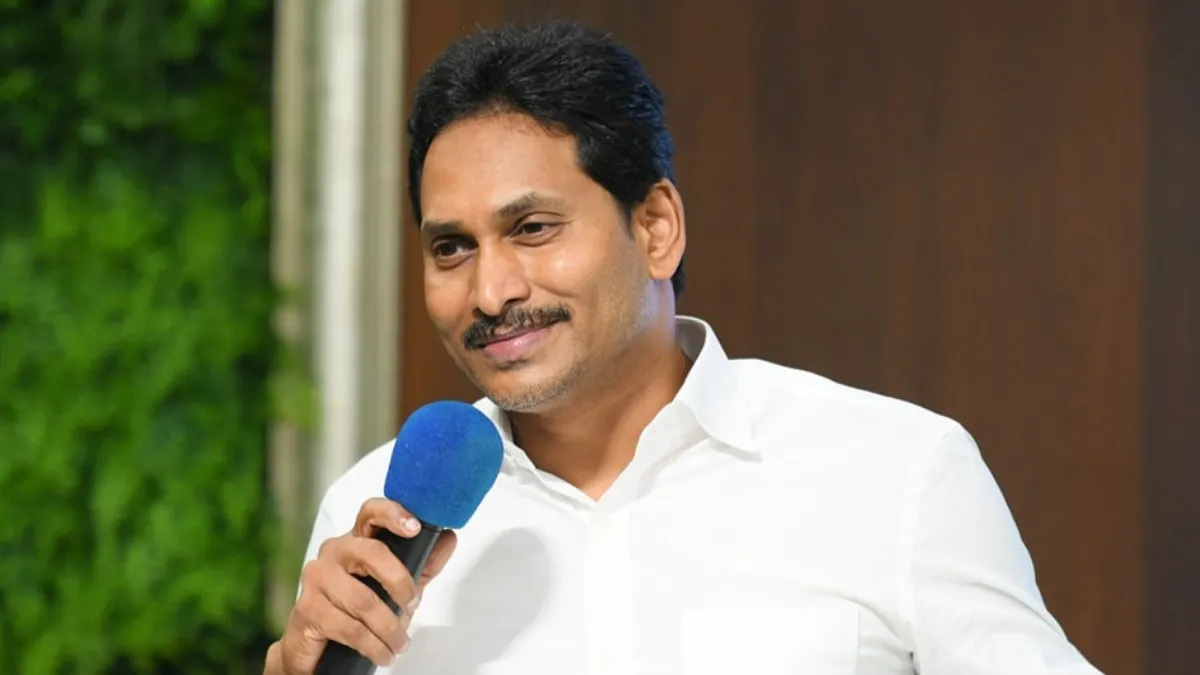 జగన్ బ్లడ్ లోనే భయం లేదు.. జగన్ సైనికులకు భయముంటుందా?