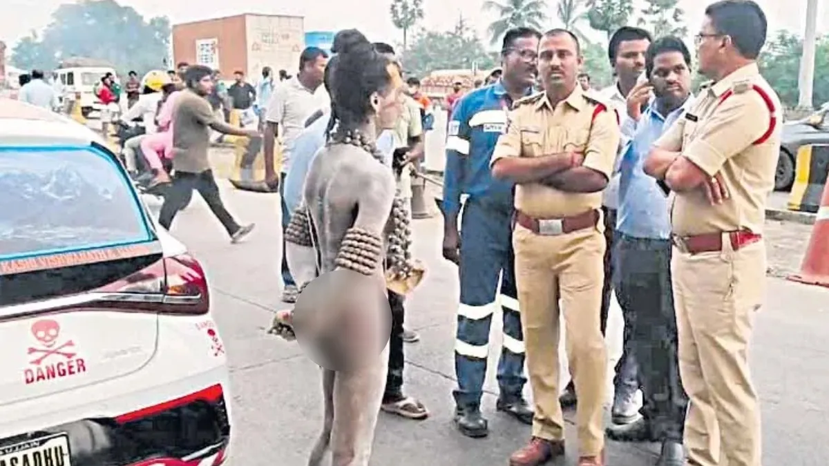 Lady Aghori: మళ్లీ అఘోరీ ఎంట్రీ-చిల్లకల్లు టోల్ ప్లాజా దగ్గర హల్ చల్..!