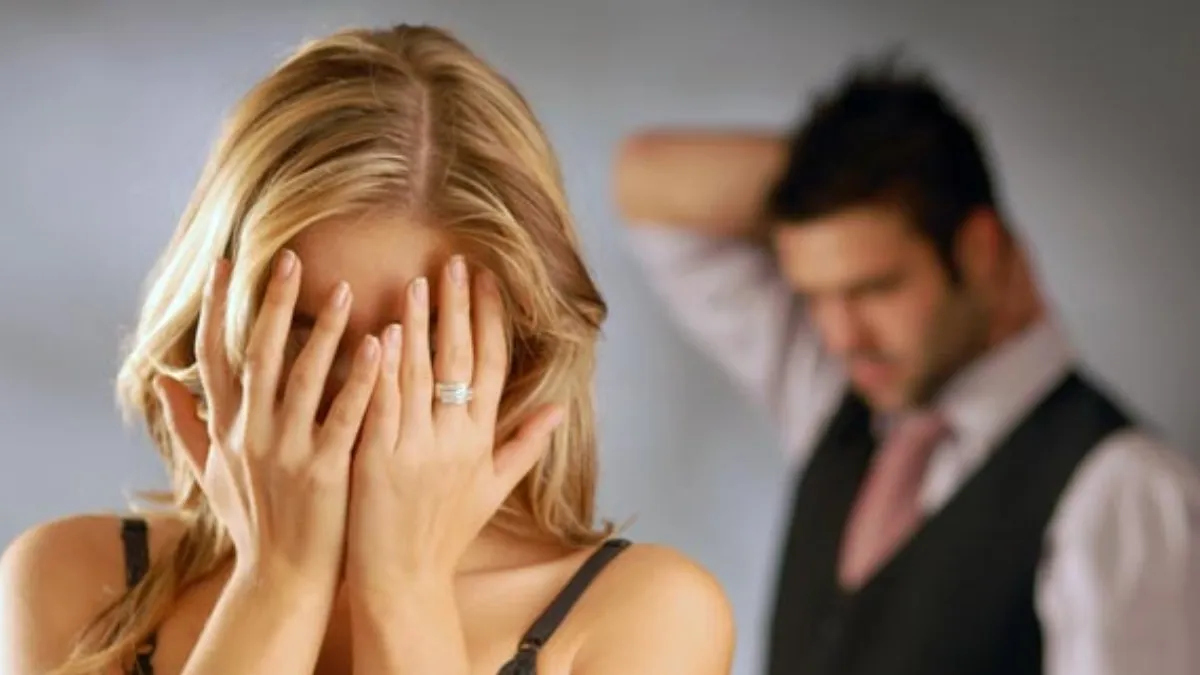 భారీగా బయటపడుతున్న అక్రమ సంబంధాలు