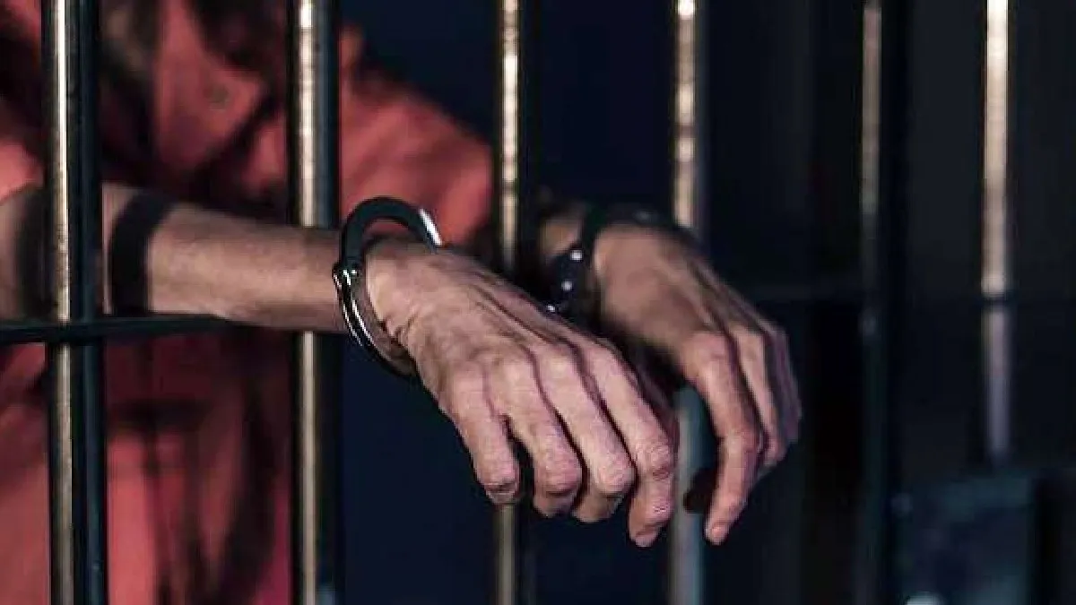 పెళ్లై, పిల్లలున్నారన్నా.. పెళ్లాడతానంటూ నటికి వేధింపులు, నిందితుడి అరెస్ట్