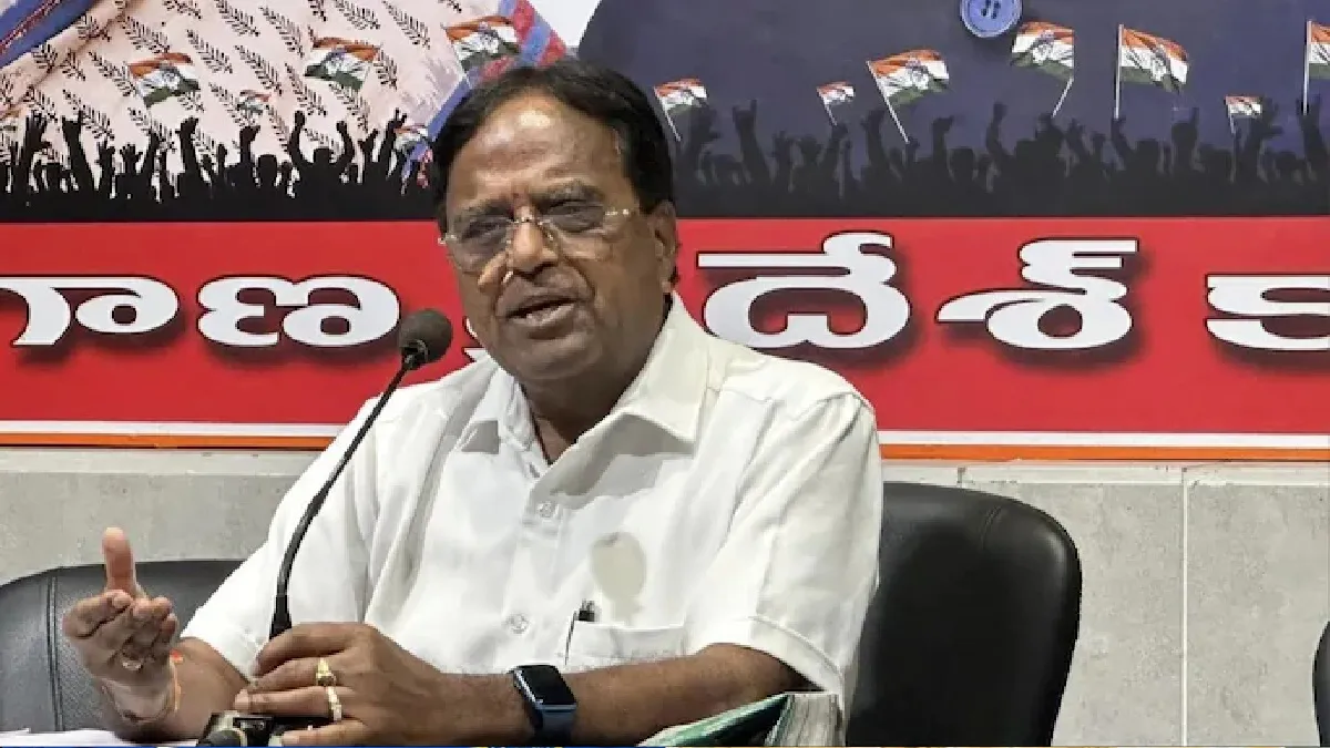 పొన్నాల లక్ష్మయ్య ఇంట్లో చోరీ! నగదుతోపాటు విలువైన సొత్తు అపహరణ