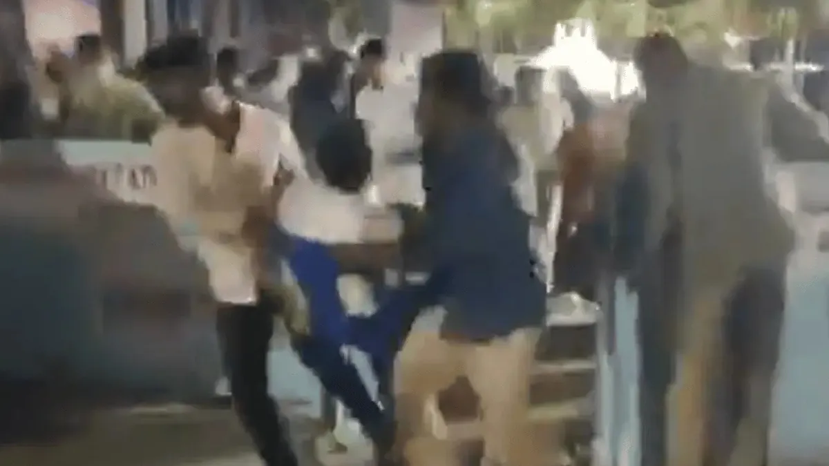 తిరుపతిలో తొక్కిసలాట: నలుగురు భక్తులు మృతి