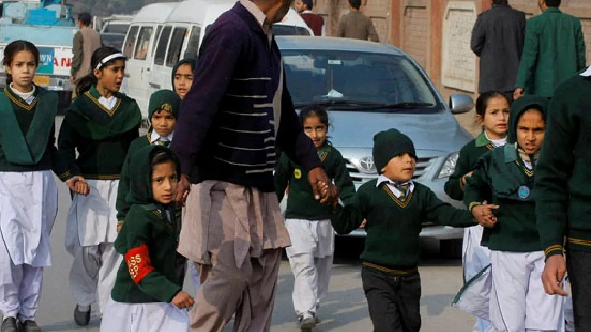 Pakistan: పిల్లలను కనడమే పనిగా పెట్టుకున్న పాకిస్థానీలు.. 2050 నాటికి..!