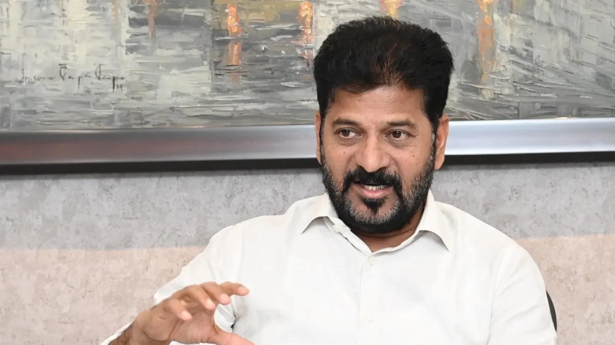 హైదరాబాద్‌లో కొత్త ప్రాజెక్టులపై సీఎం రేవంత్ రివ్యూ