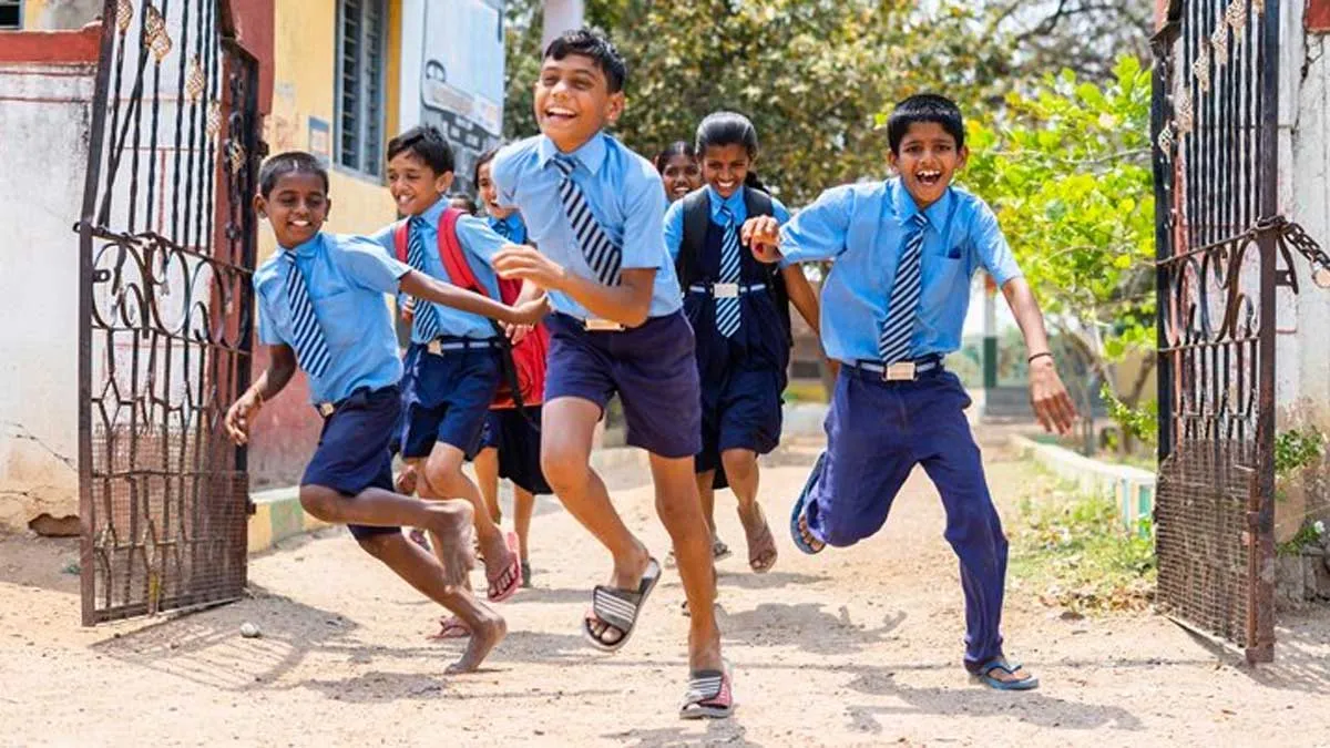 School Holiday: హైదరాబాద్ లోని పాఠశాలలకు శుక్రవారం సెలవు.. ఎందుకంటే?