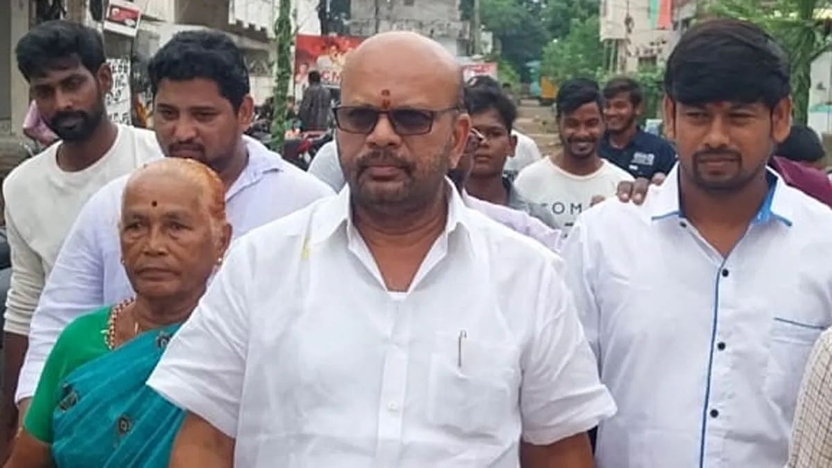 వర్మ యూటర్న్? పవన్ పై ట్వీట్ డిలీట్- సంబంధం లేదంటూ..!