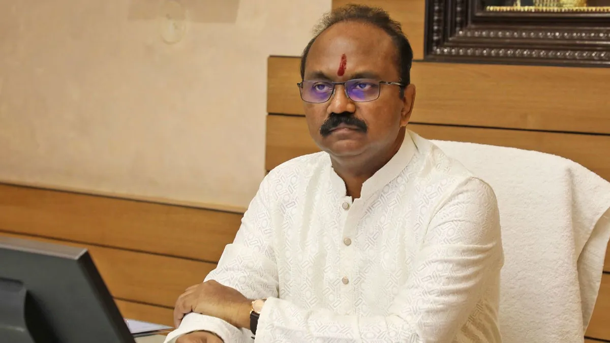 టీటీడీ అన్ని విభాగాల ఉద్యోగులతో ఈఓ సమావేశం: శ్రీవారి భక్తులకు..