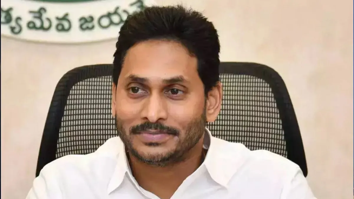 కాపుల విషయంలో రూటు మార్చిన జగన్