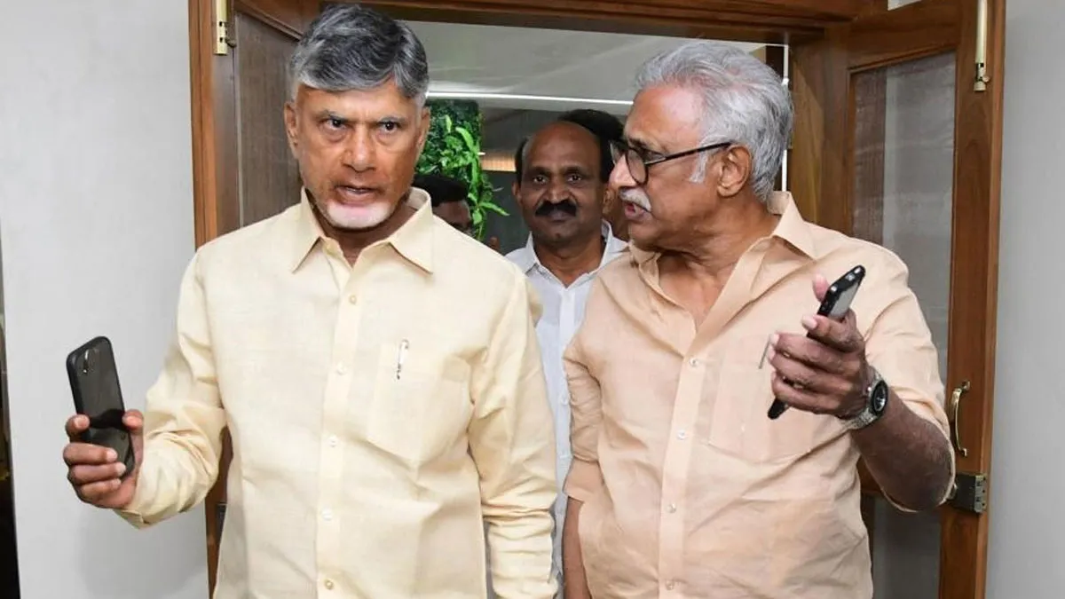 మూడు దశాబ్దాల తర్వాత ఓకే వేదిక పైకి తోడల్లుళ్ళు..!