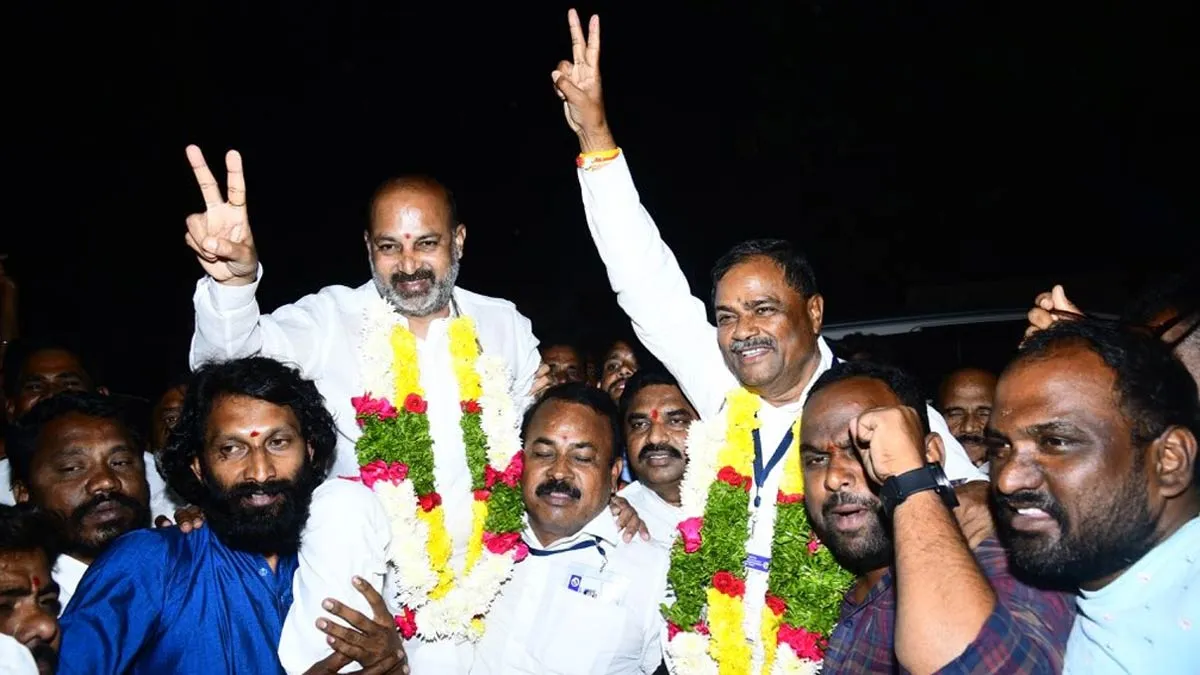 తెలంగాణ రాజకీయాల్లో కీలక మలుపు..!!