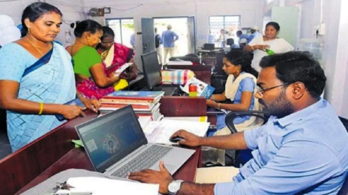 టార్గెట్లపై ఏపీ సచివాలయ ఉద్యోగుల ఫైర్..! సీఎం మాటలూ లెక్కలేదా ?