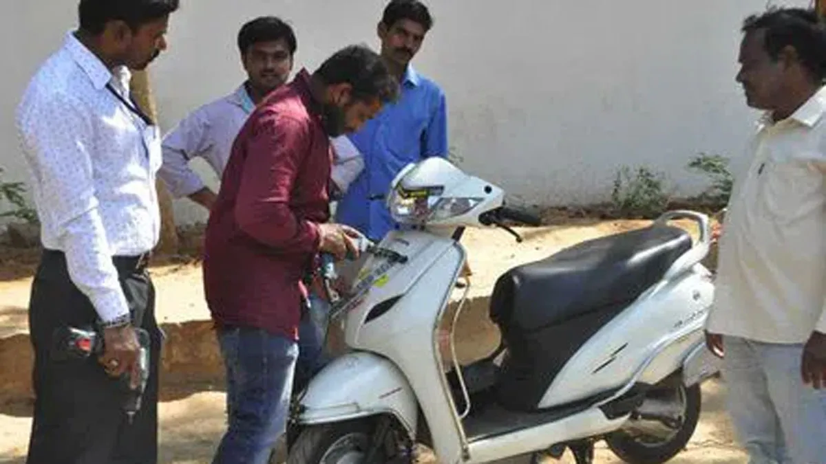 వాహన రిజిస్ట్రేషన్లు, లైసెన్సుల జారీలో కీలక మార్పులు..!!