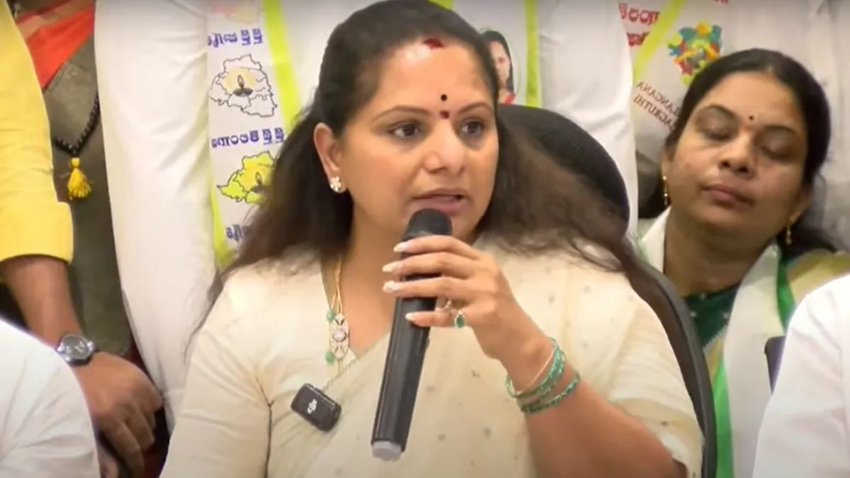 భవిష్యత్తులో KTR, KCRలపై కుట్రలు.. హరీష్ రావు డబుల్ షూటర్- కవిత