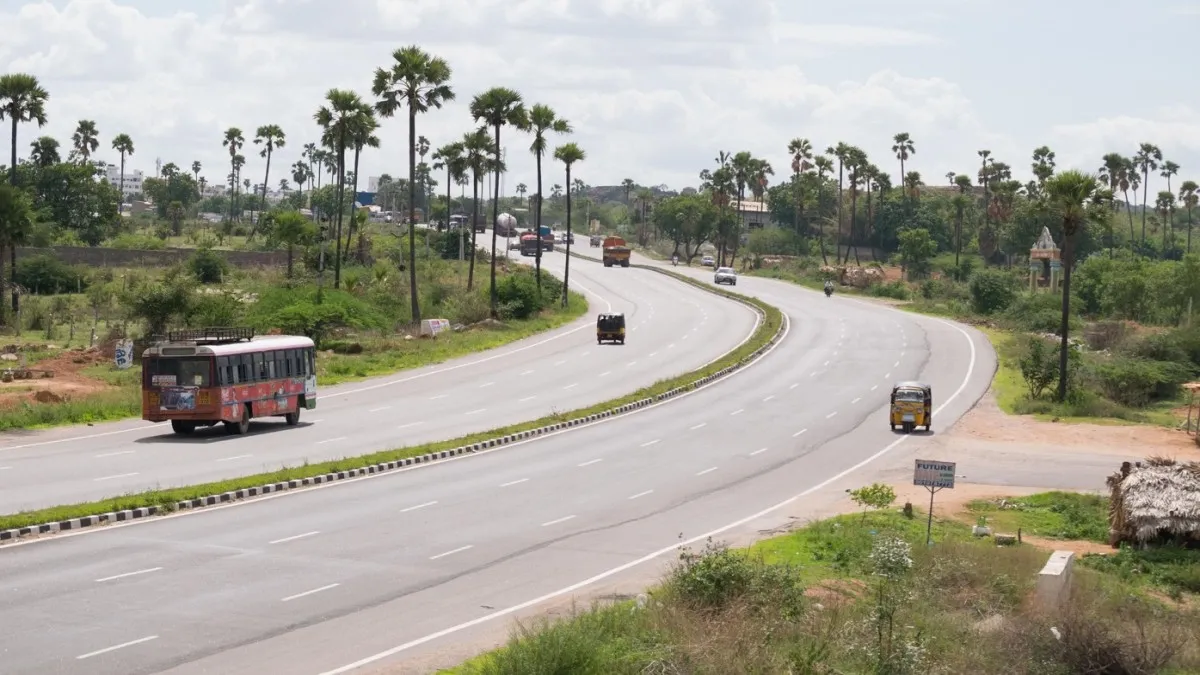 హైద‌రాబాద్‌ - విజ‌య‌వాడ‌ల మ‌ధ్య 70 కి.మీ. దూరం తగ్గుతుంది: బిగ్ ప్రాజెక్ట్