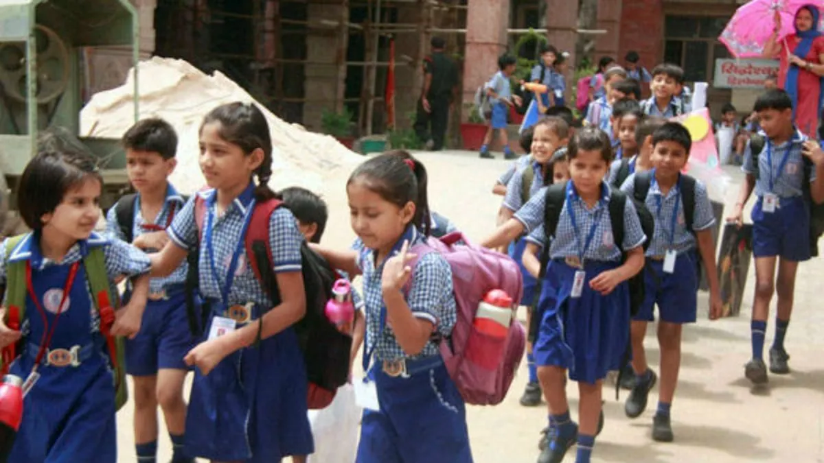 Dussehra Holidays: స్కూళ్లకు దసరా సెలవులు పొడిగిస్తున్నారా ?