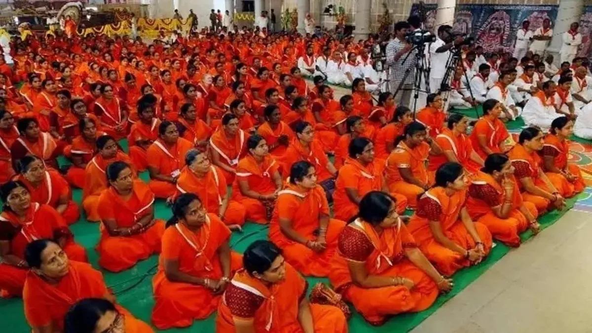 TTD: శ్రీవారి సేవ చేసేందుకు భక్తులకు గోల్డెన్ ఛాన్స్ - అర్హతలు, శిక్షణ, బాధ్యతలు..!!