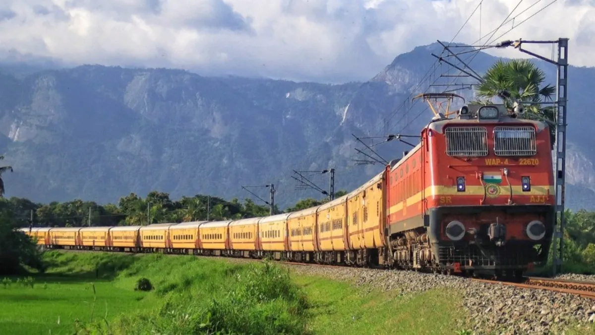 సికింద్రాబాద్ నుంచి ప్రత్యేక రైళ్లు: ఏపీలో హాల్ట్ స్టేషన్లు