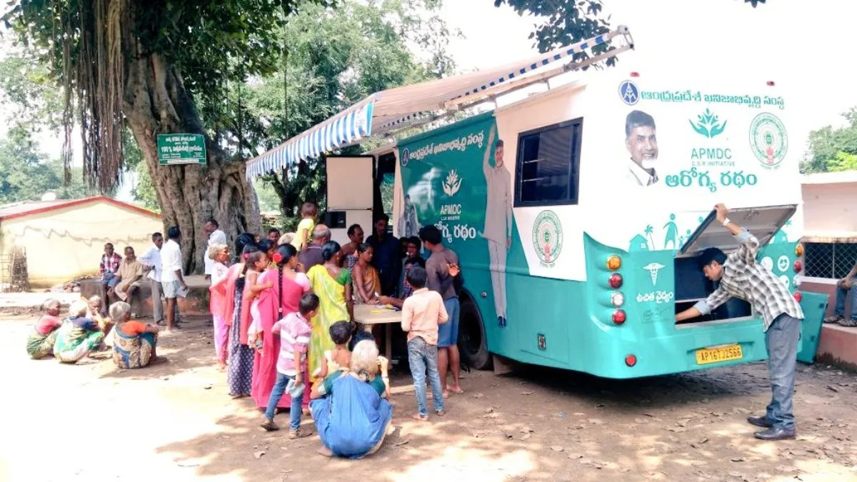 ఒక్కరూపాయి ఖర్చు లేకుండా మీ దగ్గరకే వైద్యం.. ఇదే చంద్రబాబు ఆరోగ్య రథం!