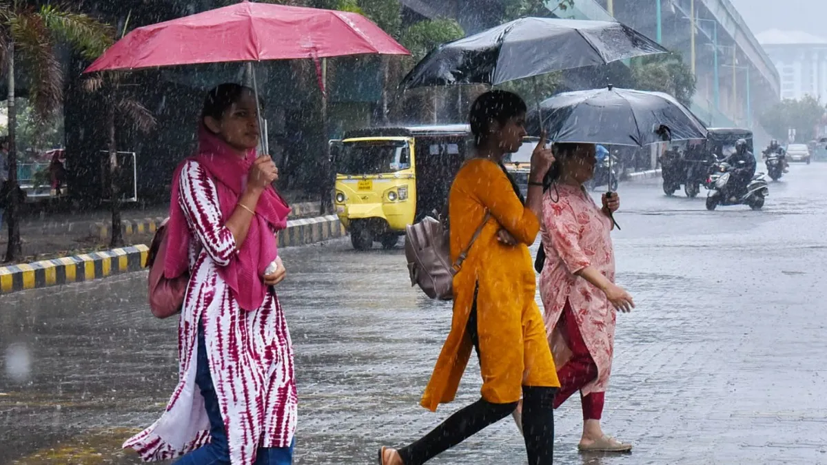 బంగాళాఖాతంలో మళ్లీ ఉపరితల ఆవర్తనం- ఏపీకి వర్షాలు