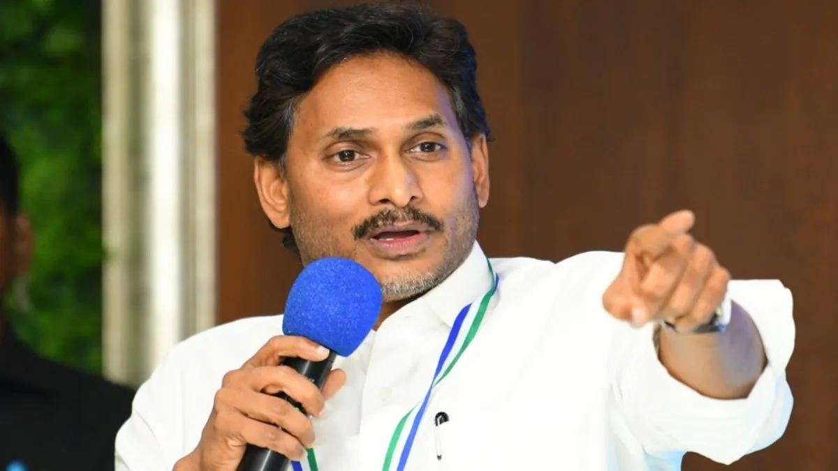 కీలక భేటీకి జగన్ పిలుపు: స్పీడప్