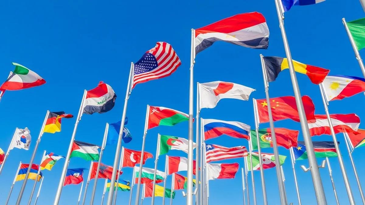 అత్యధికమంది భారతీయులు నివసిస్తున్న దేశాలు ఇవే..!