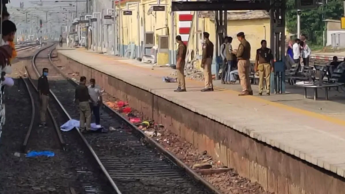 ఆగని మరణాలు.. ఉత్తర్‌ప్రదేశ్‌‌లో మరో రైలు ప్రమాదం !!