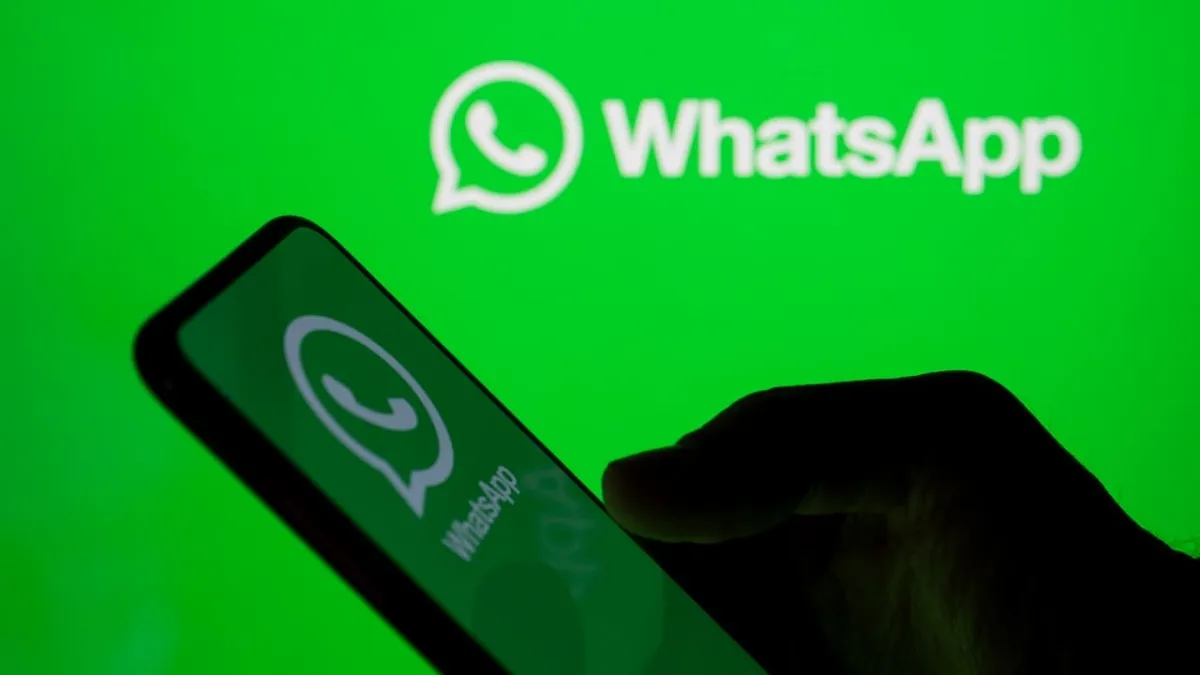 వేల వాట్సప్ గ్రూపులలో డేంజరస్ ఏపీకే ఫైల్స్.. మీ వాట్సప్ సేఫేనా?