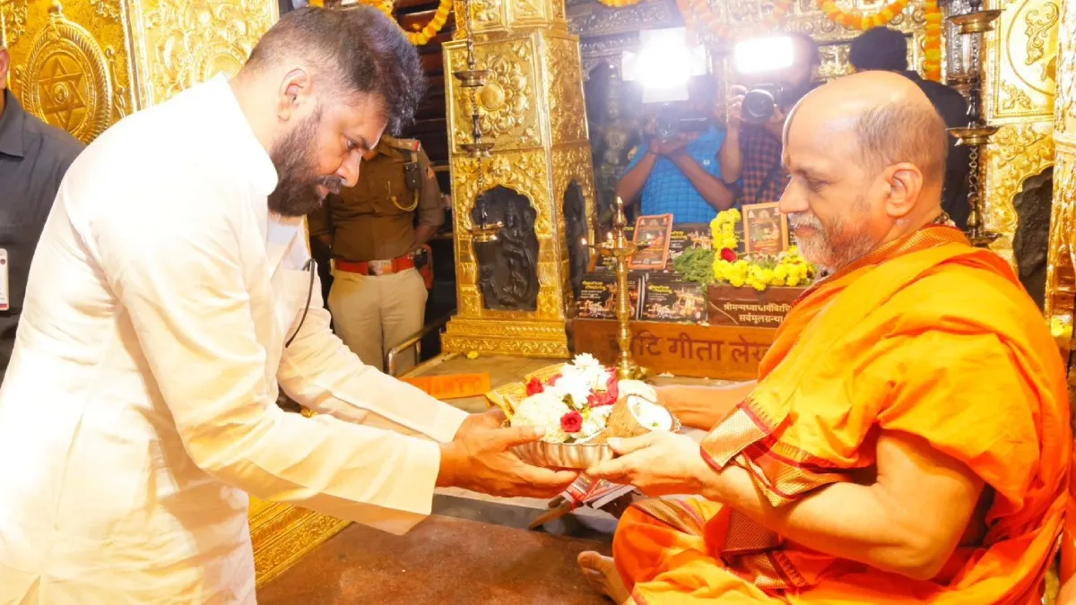 పవన్ కళ్యాణ్‌కు 'అభినవ కృష్ణ దేవరాయ' బిరుదు..!