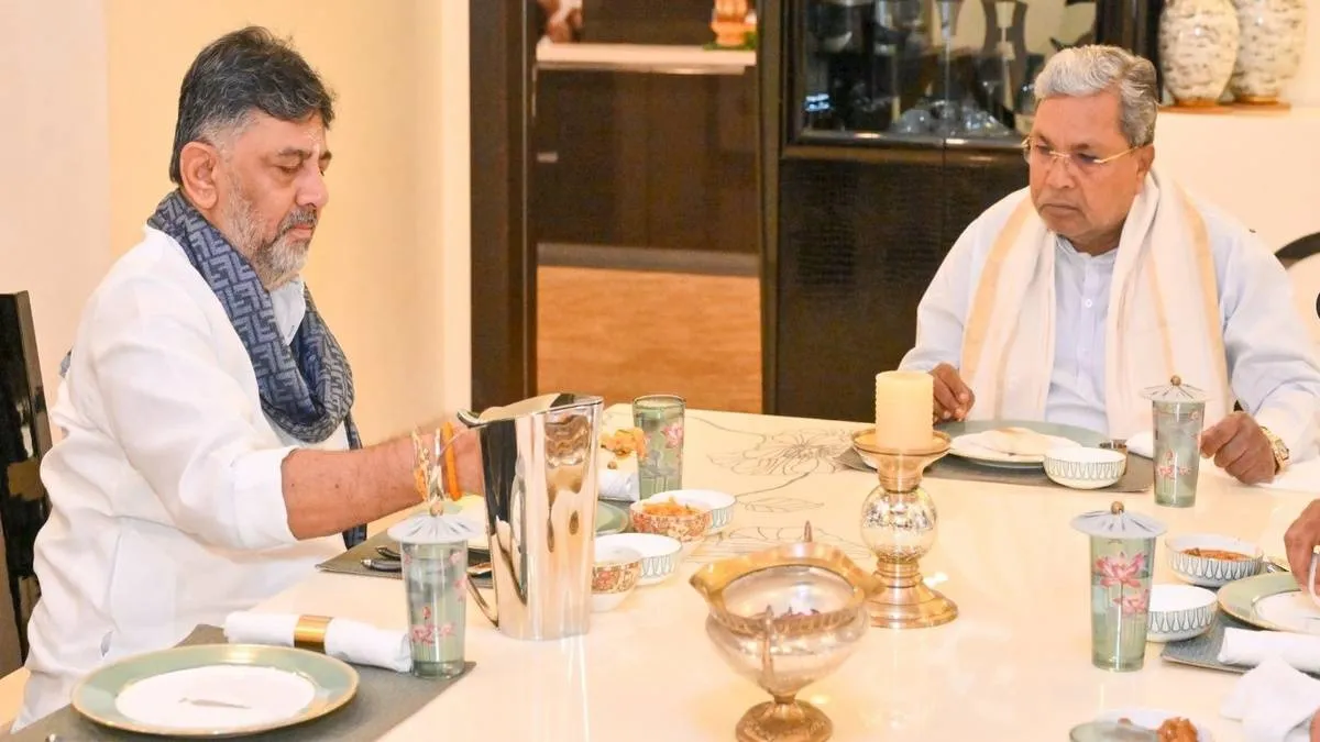 వేడి వేడి ఇడ్లీ- కనకపుర నాటుకోడి పులుసు: విందులో అనూహ్య నేత..!!