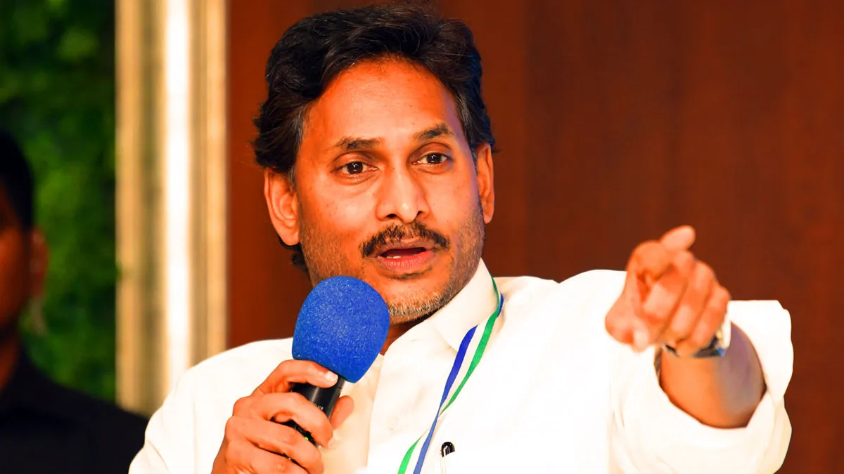 జగన్ చేజారుతున్న కడప, అనూహ్య పరిణామాలు..!!