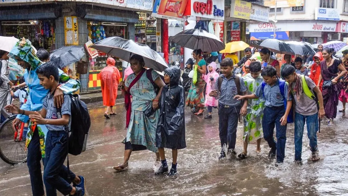 ఆ జిల్లాల్లో స్కూళ్లు, కాలేజీలకు వరుస సెలవులు - తాజా ఆదేశాలు..!!