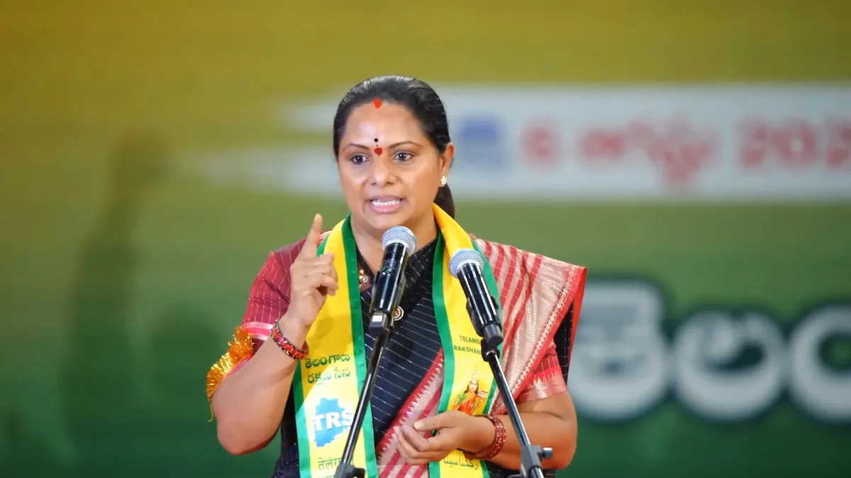 బీసీలకు 50% రిజర్వేషన్లు ఇవ్వాల్సిందే: అగ్రవర్ణాలకు కల్వకుంట్ల కవిత విజ్ఞప్తి!