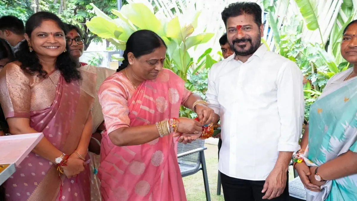 సురేఖ పై చర్యల వేళ బిగ్ ట్విస్ట్- ఒక్క మీటింగ్ తో సీన్ ఛేంజ్..!!