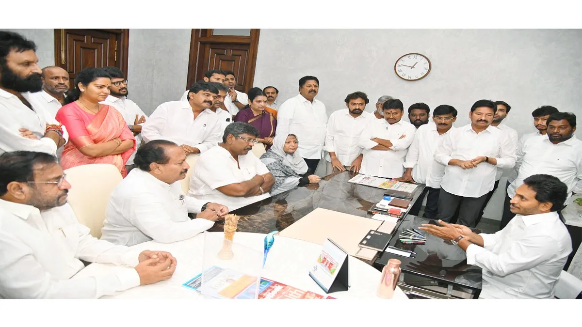 వైసీపీ మరో పోరు బాట, ప్రతీ మండలంలో- జిల్లాలకు జగన్..అక్కడే..!!